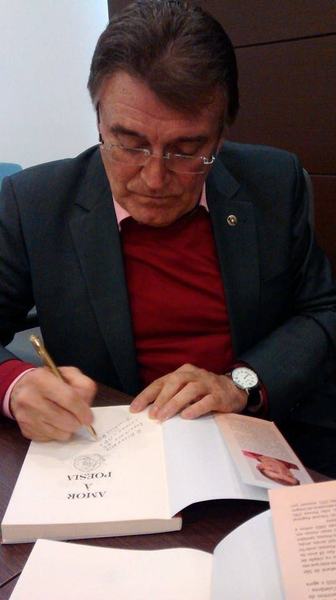 autor-do-livro-amor-a-poesia-evaldo-nobrega.jpg